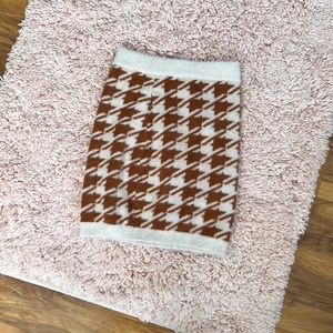 Shein houndstooth pattern skirt size small